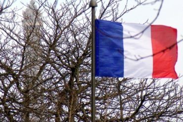 French-flag-on-Boulevard-Pasteu